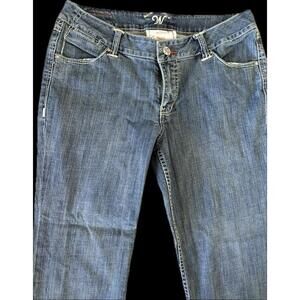 Worn Classic Medium Wash Straight Leg Denim Jeans Casual  Size 14‎